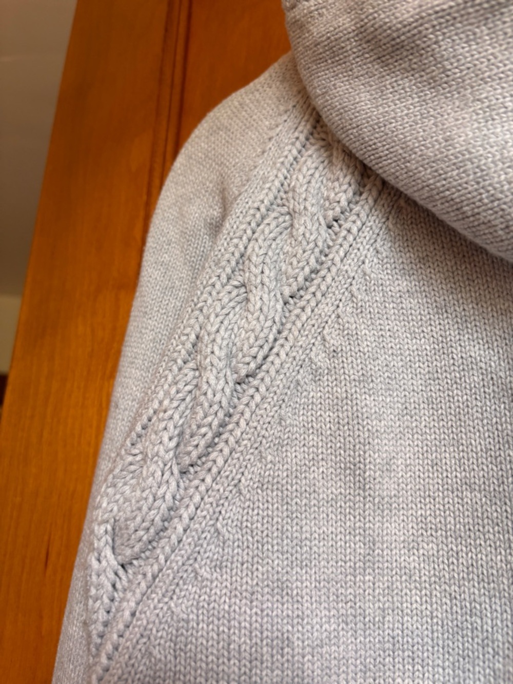 Vineyard Vines Women's M Light Gray Cable Knit Toggle Pullover Hoodie Cashmere - Picture 6 of 7